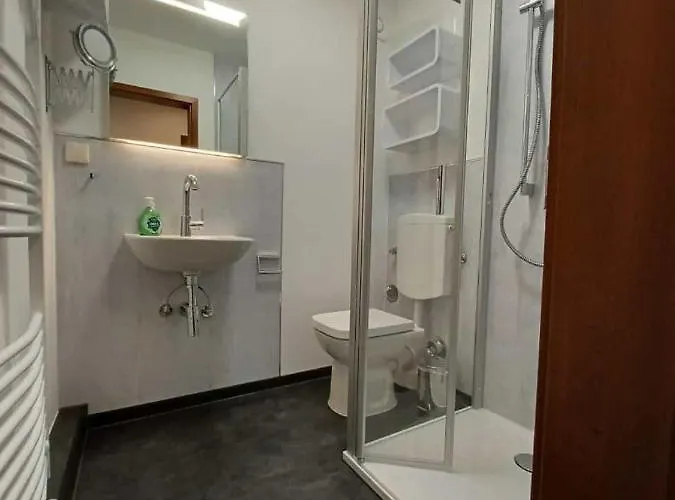 公寓 Wanderglueck *